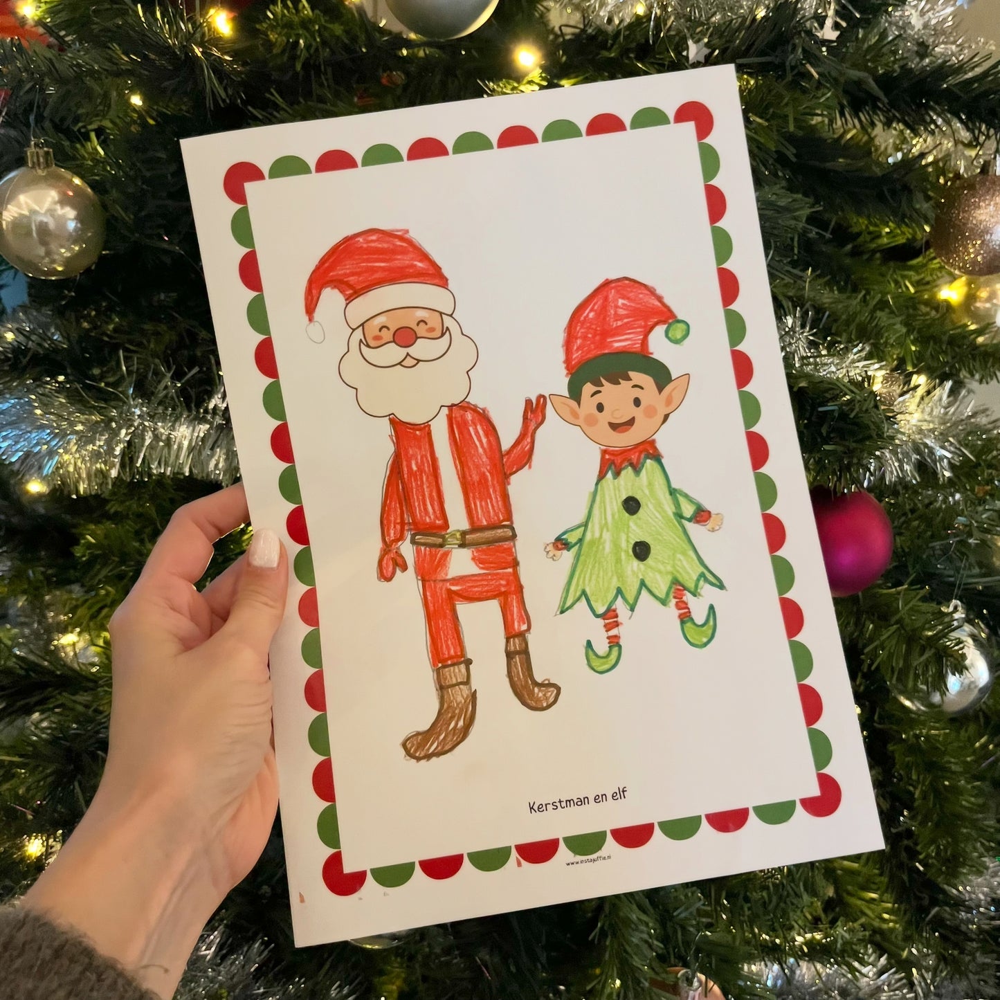 Kerstman en elf tekenen